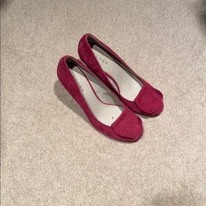 Hinge - Suede Leather Raspberry Stacked Heel Pumps